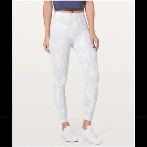Lululemon Wunder Under Hi-Rise 7/8 Tight 25" in Eternal Wave White Size 10 - Picture 1 of 4